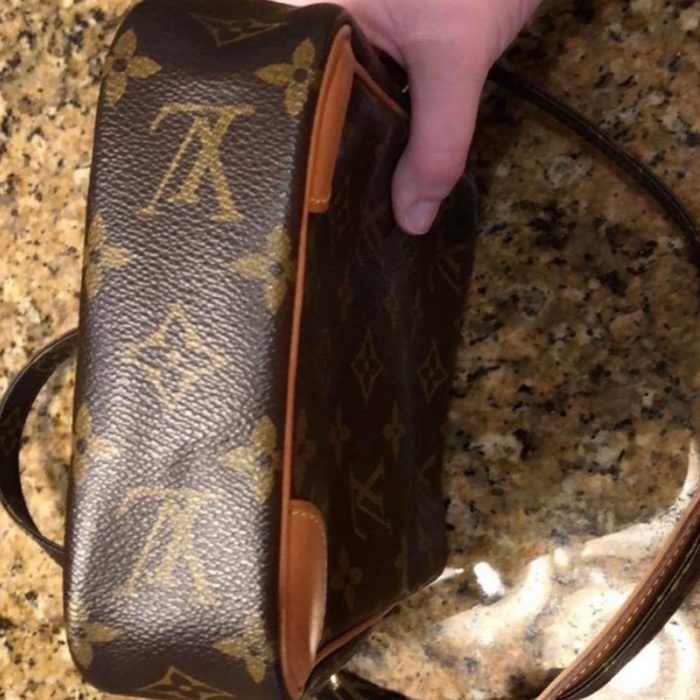 LV BAG